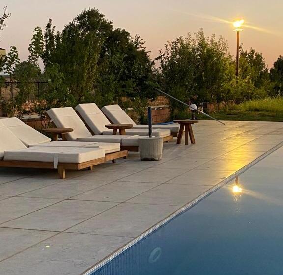 تختخواب و صبحانه Casa Mora Zeytinli