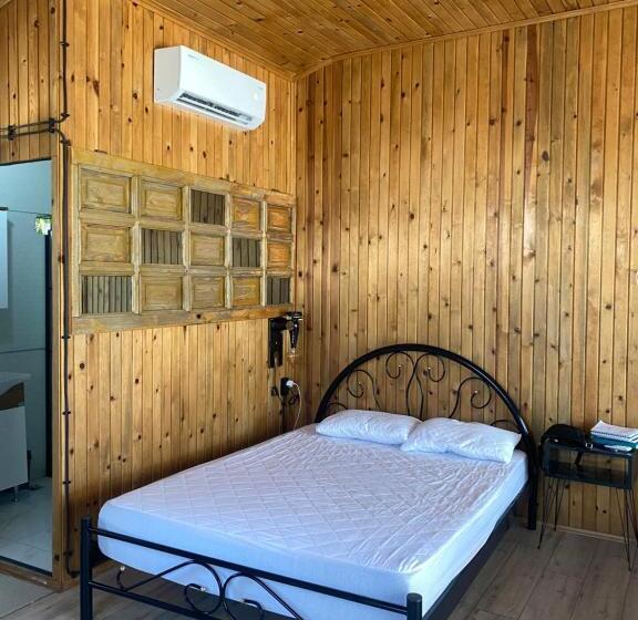 تختخواب و صبحانه Casa Mora Zeytinli