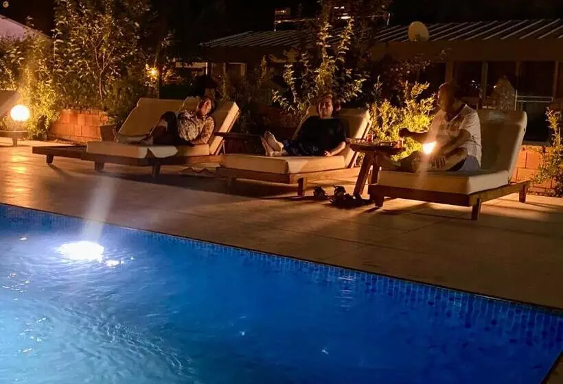 Aamiaismajoitus (B&B) Casa Mora Zeytinli