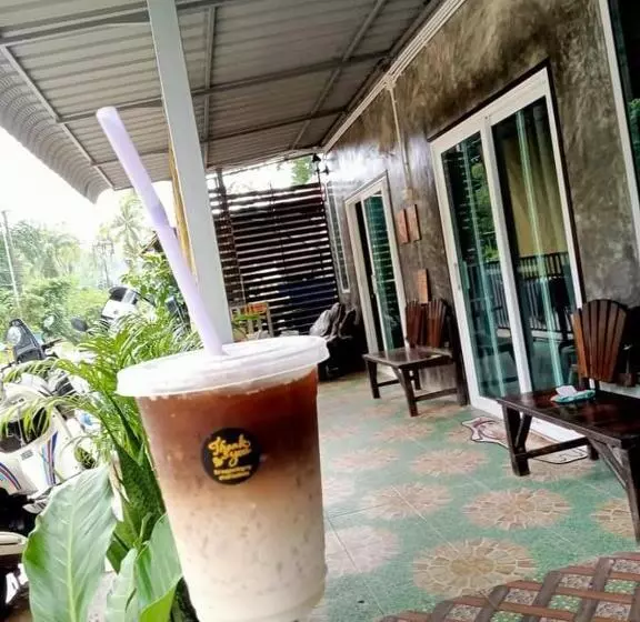 Aamiaismajoitus (B&B) Darat House