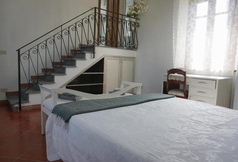 تختخواب و صبحانه La Casa Di Patty Versilia