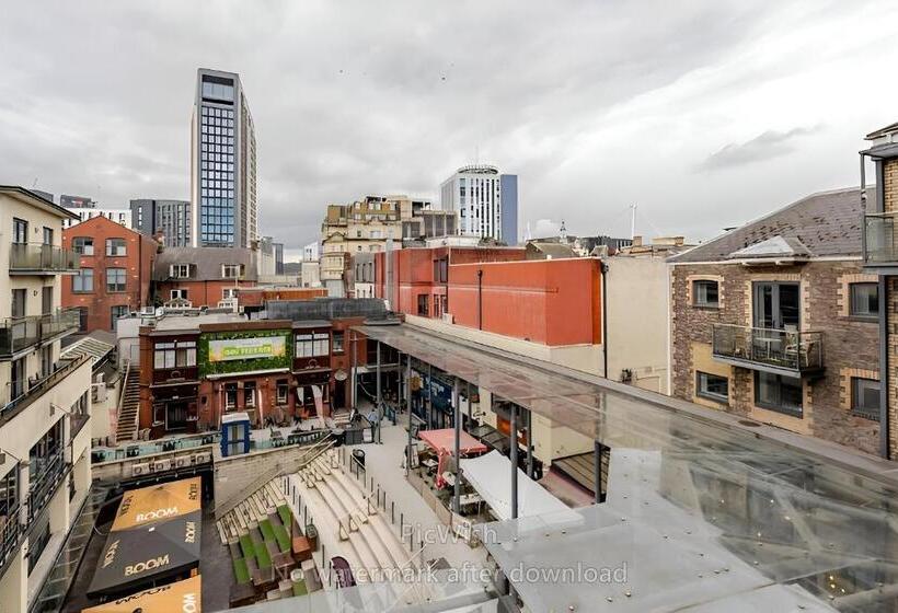 민박 Private Room In Cardiff City Center