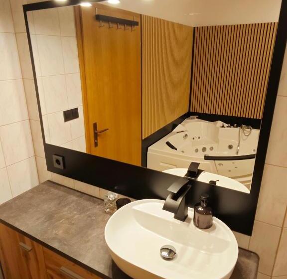 تختخواب و صبحانه Wellness Soba Amaris