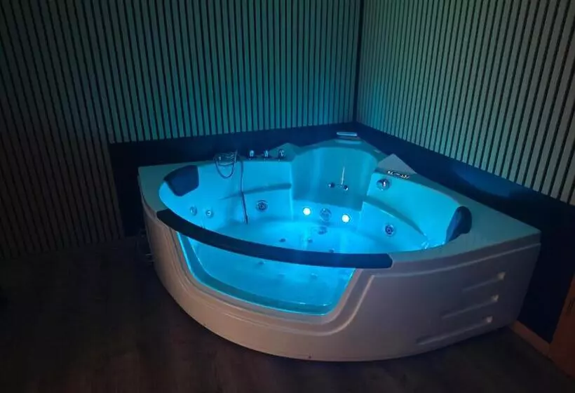 تختخواب و صبحانه Wellness Soba Amaris