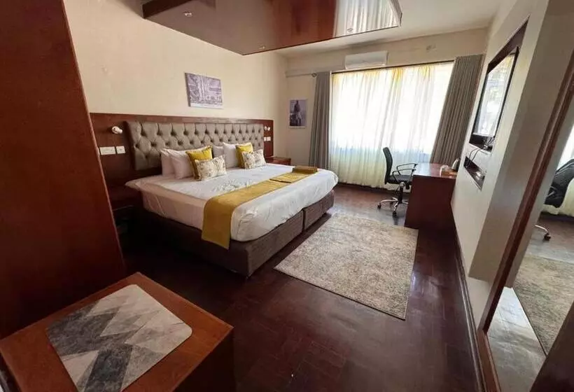 هتل Bethel Suites