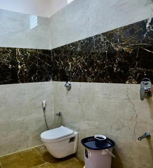 בית מלון כפרי Gokulam Grand