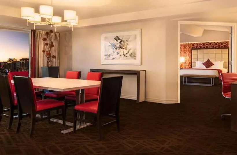 هتل Horseshoe Las Vegas By Suiteness