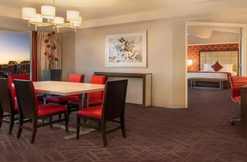 هتل Horseshoe Las Vegas By Suiteness