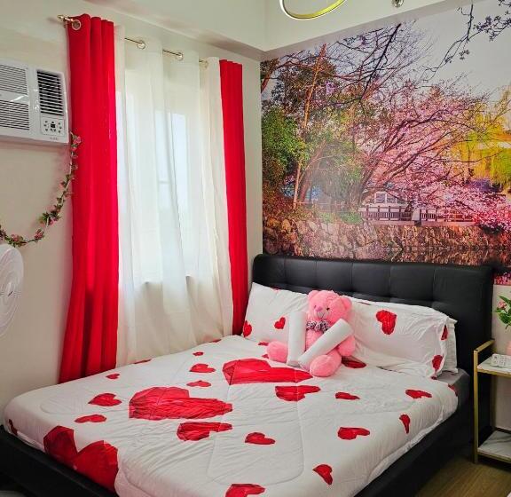 ホテル Lakwatsero Caviteño Suites