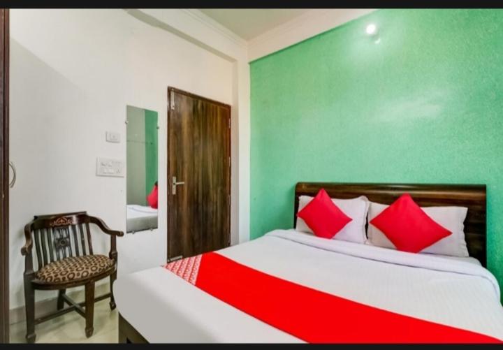 Hotel Paradise Residency