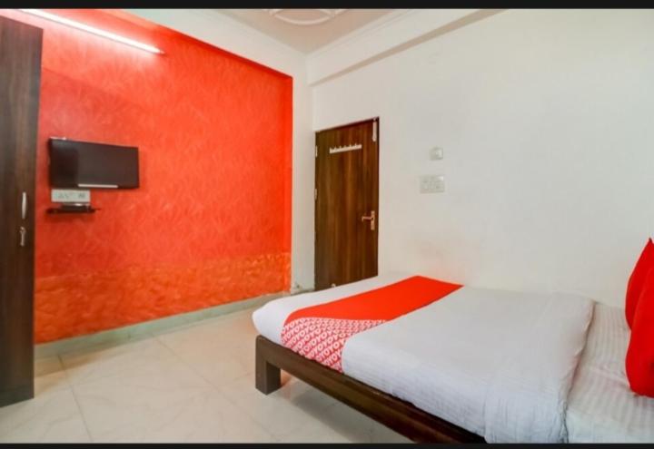 Hotel Paradise Residency