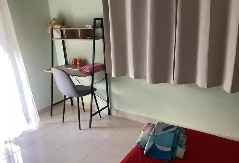 پانسیون Mareuil