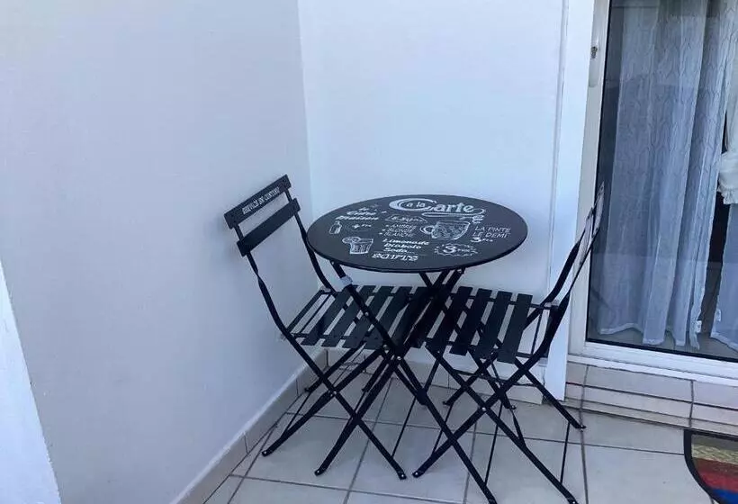 پانسیون Mareuil