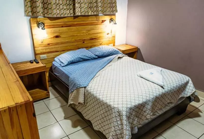 پانسیون The Journey Hostel