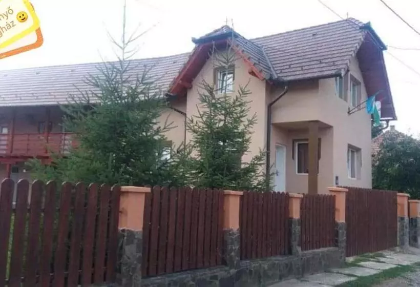 Majatalo Zöldfenyő Vendégház