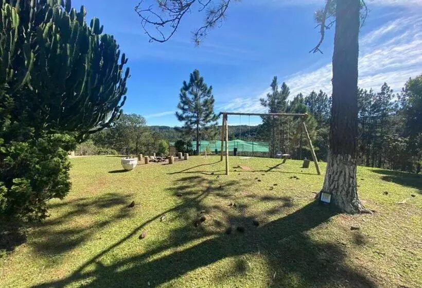 ユースホステル Chacara Portal Jardim   Pousada Anaju