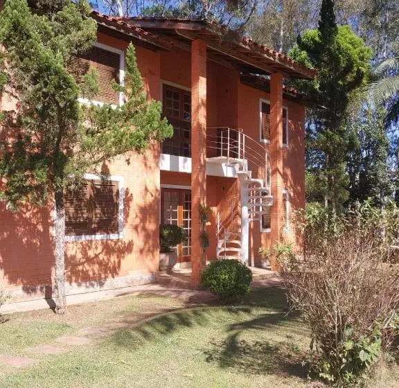 ユースホステル Chacara Portal Jardim   Pousada Anaju