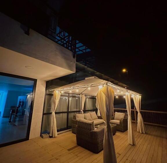 Bed & Breakfast Fénix