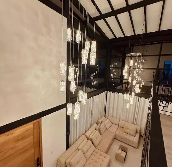 ベッドアンドブレックファースト Fénix