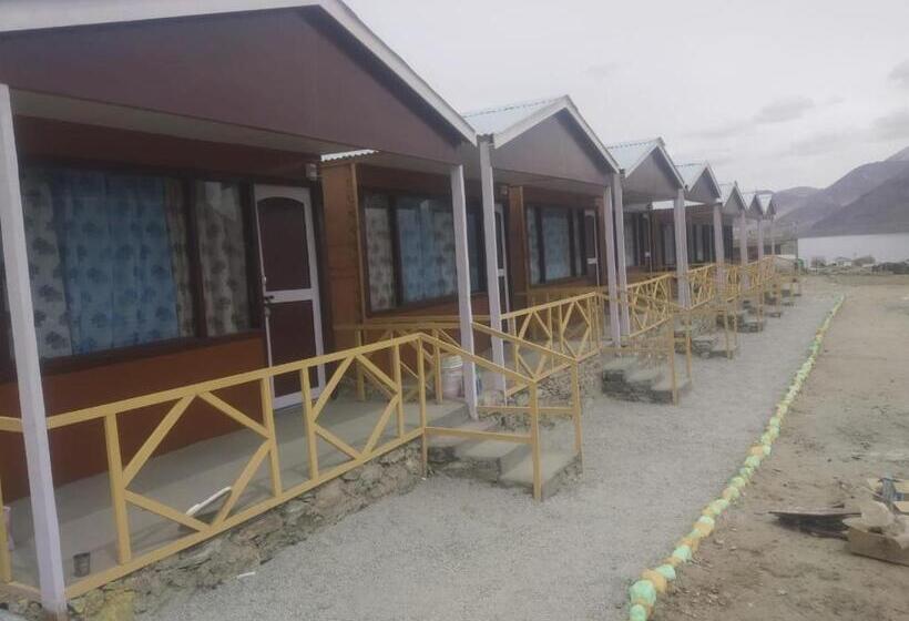 Bed and Breakfast Full Moon Cottages Pangong Ladakh By Lexstays