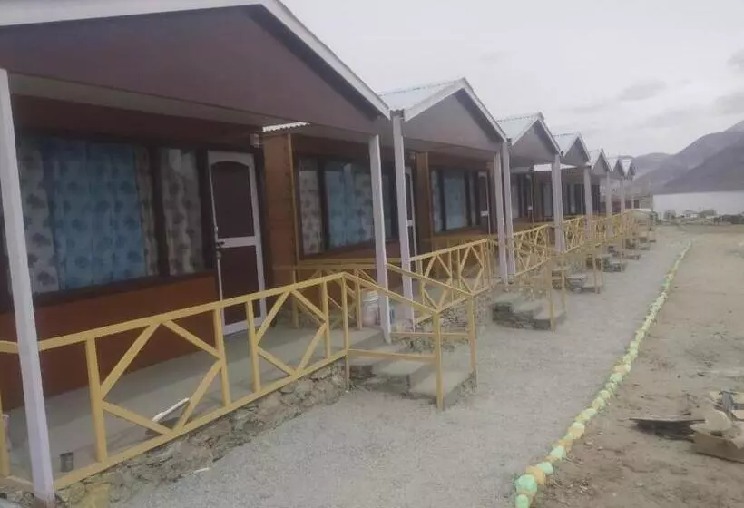 ベッドアンドブレックファースト Full Moon Cottages Pangong Ladakh By Lexstays
