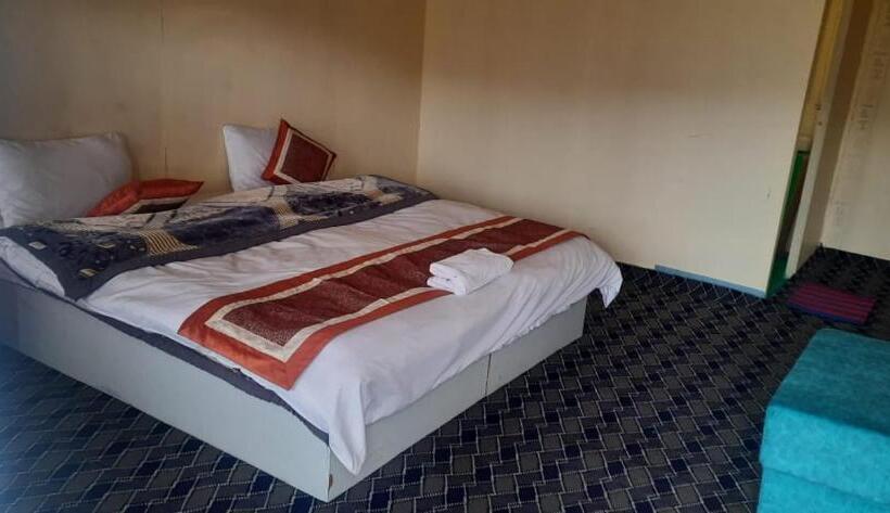 Bed and Breakfast Full Moon Cottages Pangong Ladakh By Lexstays