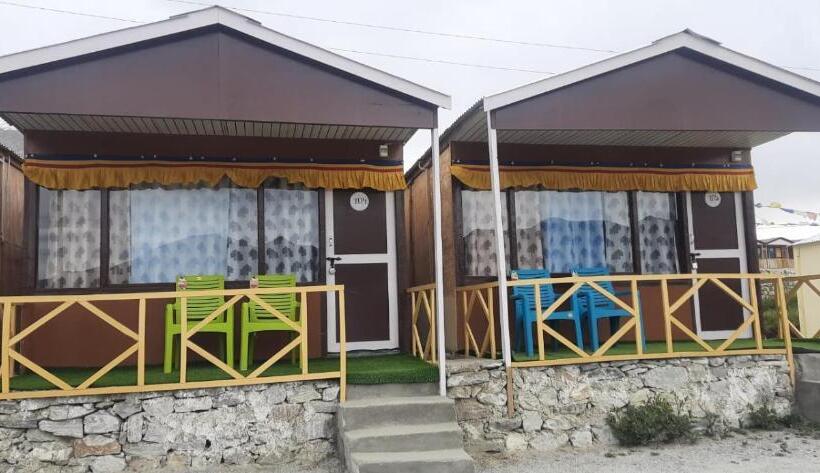 Bed and Breakfast Full Moon Cottages Pangong Ladakh By Lexstays