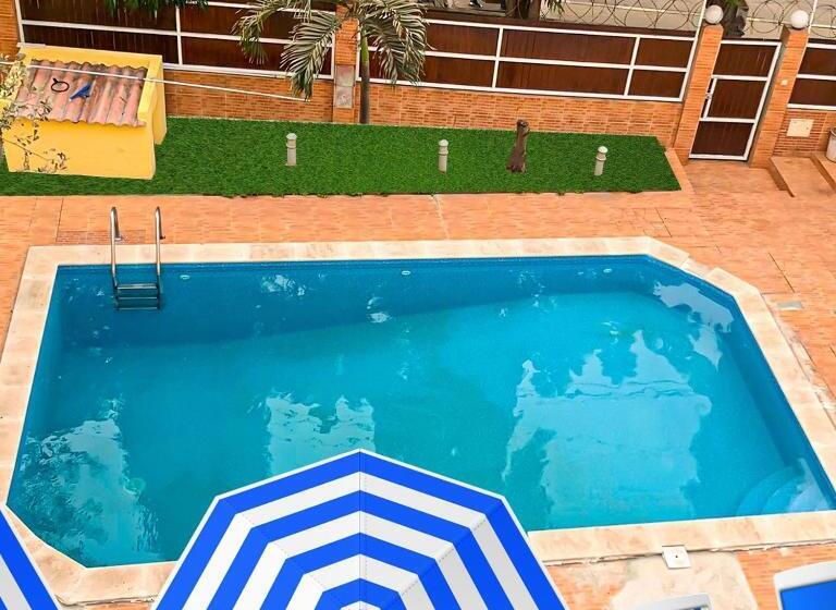 تختخواب و صبحانه Mb Guest House