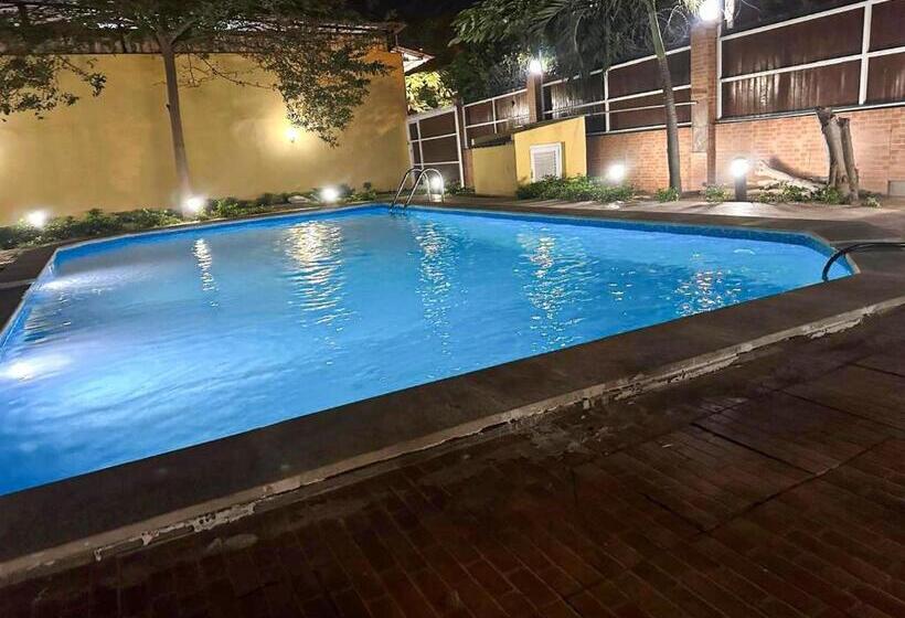 تختخواب و صبحانه Mb Guest House