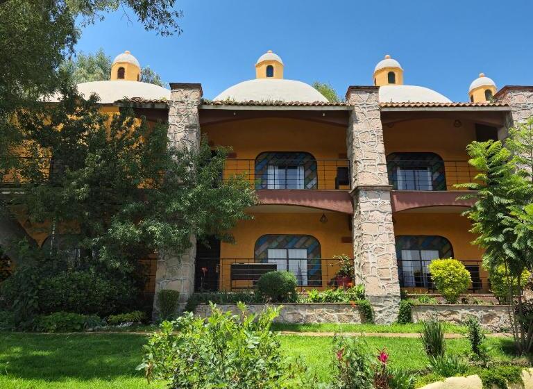 Hacienda La Skondida Hotel Resort