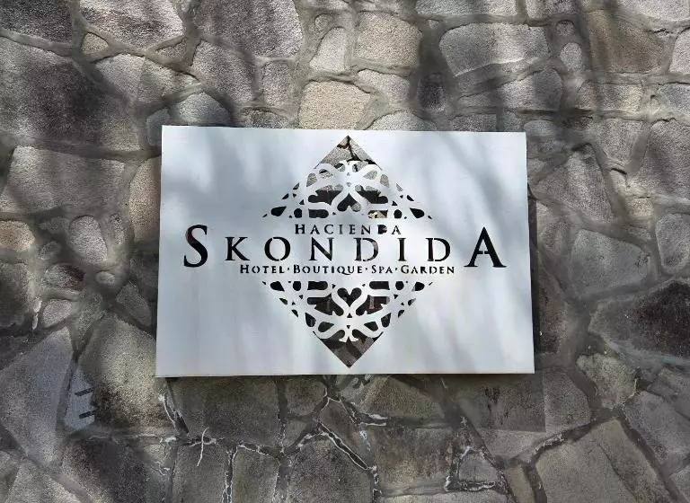 Hacienda La Skondida Hotel Resort