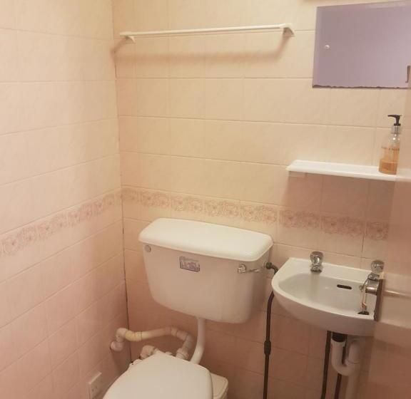 胶囊酒店 The Bridge