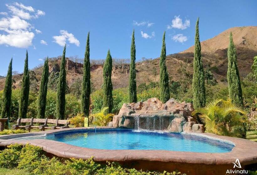 Hotel Hacienda Turística Alivinatu Vilcabamba