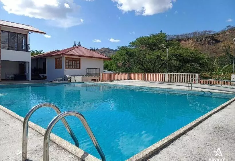 ホテル Hacienda Turística Alivinatu Vilcabamba