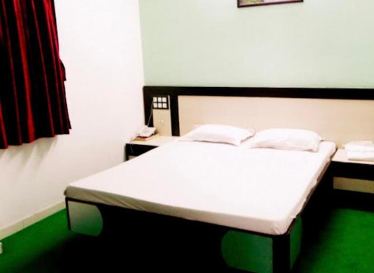 Hotel Malwa Residency Ahmedabad