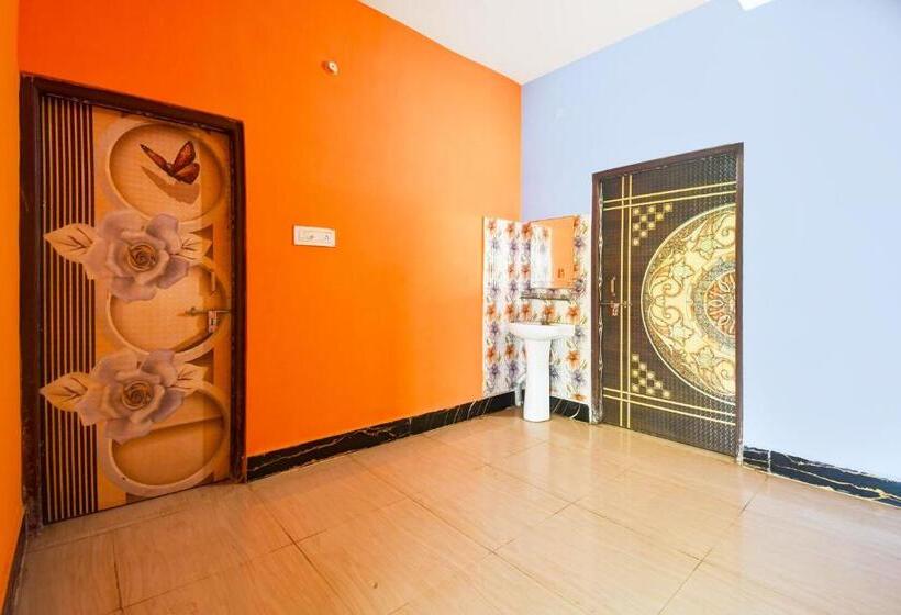 Hotel Oyo Stay In Guest House