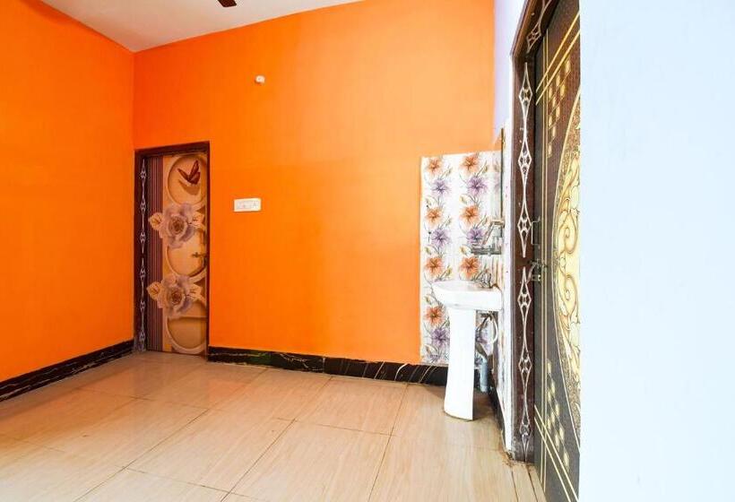 Hotel Oyo Stay In Guest House