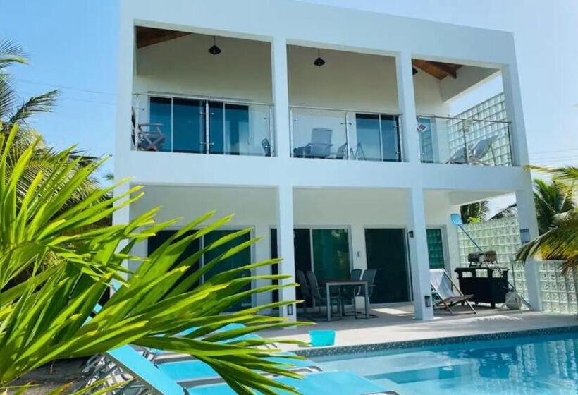 Modern Villas At Grace Bay, Turks And Caicos Islands