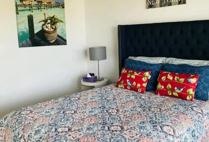 Modern Villas At Grace Bay, Turks And Caicos Islands