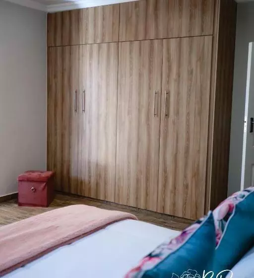 Majatalo Bellerose Guesthouse