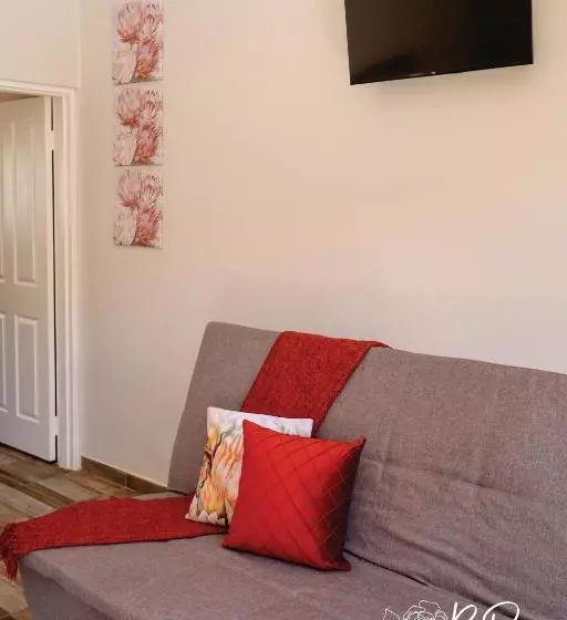 Majatalo Bellerose Guesthouse