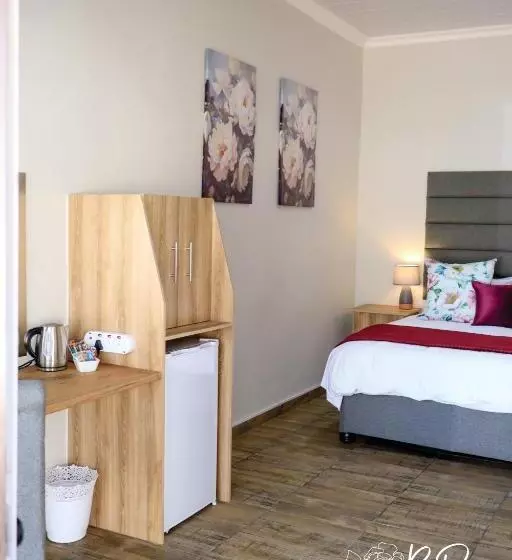 Majatalo Bellerose Guesthouse