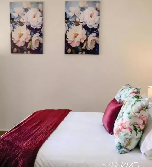 Majatalo Bellerose Guesthouse