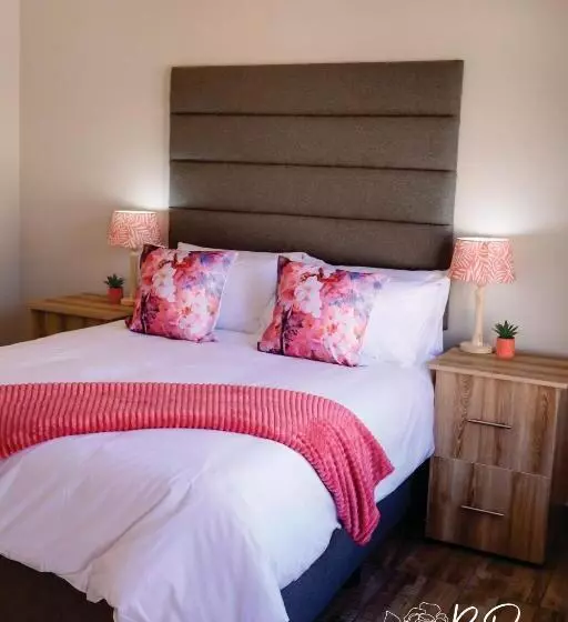 Majatalo Bellerose Guesthouse