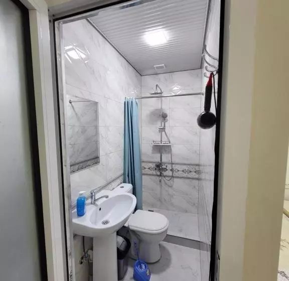 ペンション Farxod Guest House