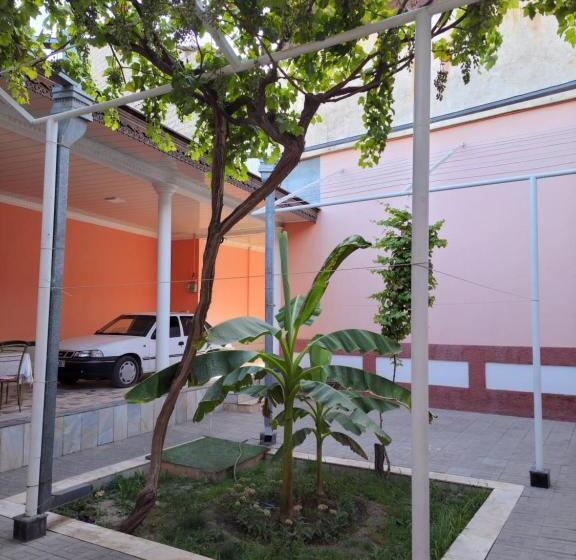 بنسيون Farxod Guest House