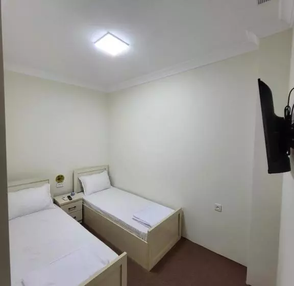 ペンション Farxod Guest House