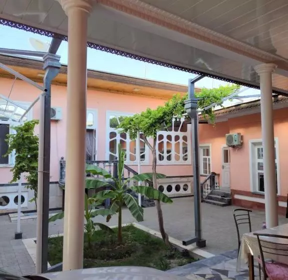 ペンション Farxod Guest House