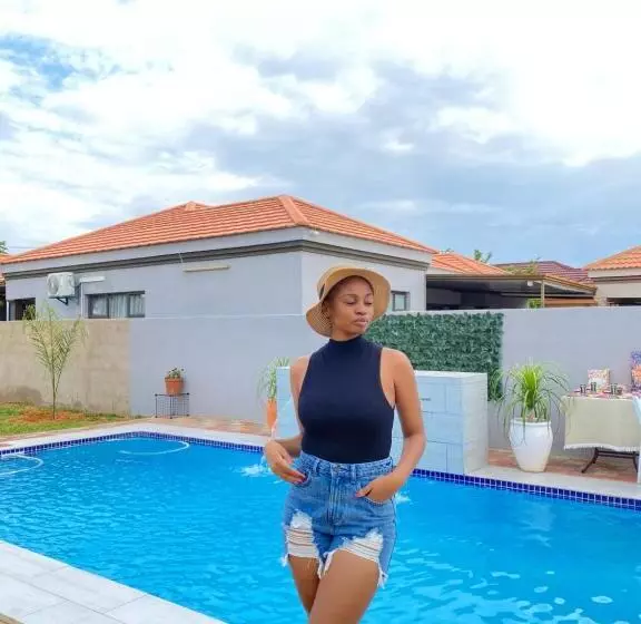 پانسیون Minnestay Guest House Plapye