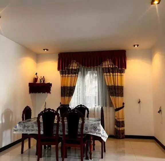Majatalo Sri Lanka Wennappuwa Villa D S R